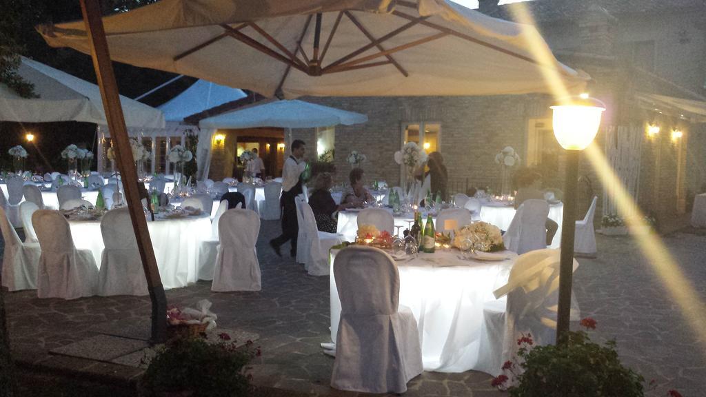 Ristorante Country House Isolabelgatto Fano Exterior foto