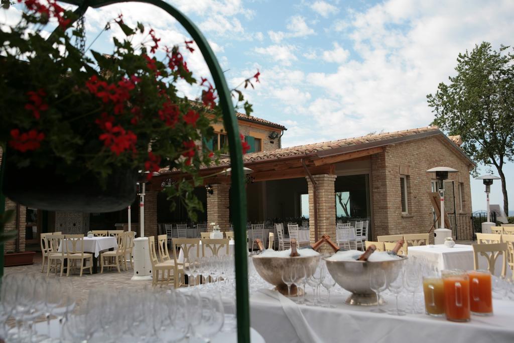 Ristorante Country House Isolabelgatto Fano Exterior foto