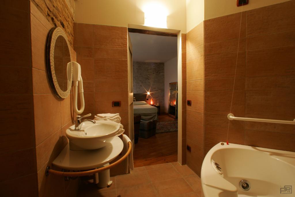 Ristorante Country House Isolabelgatto Fano Quarto foto