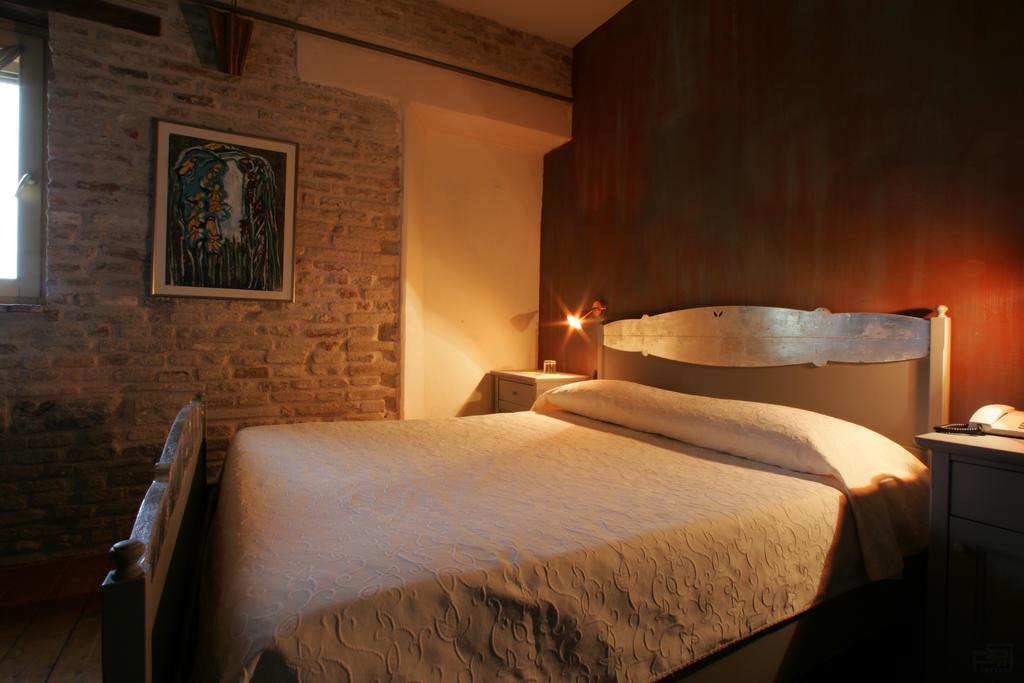 Ristorante Country House Isolabelgatto Fano Quarto foto